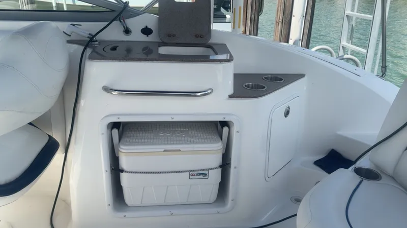 Slide: The Image of Hurricane SunDeck 2400 OB 2013 - 6030457