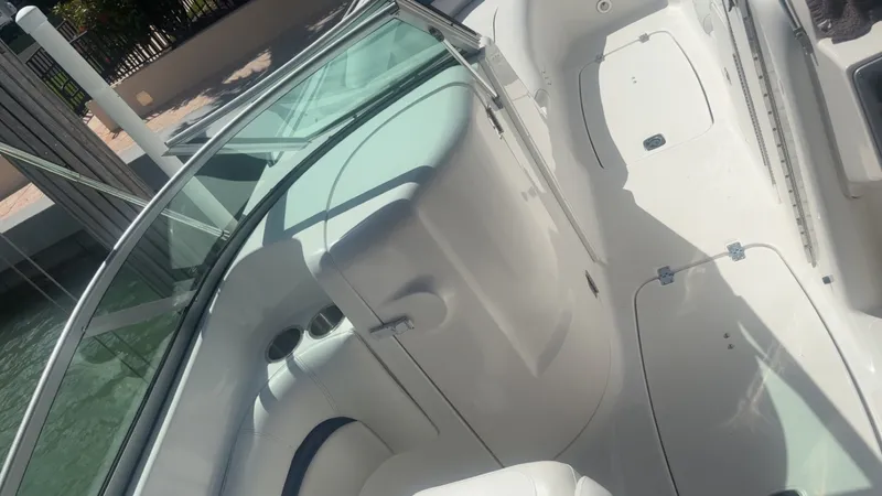 Slide: The Image of Hurricane SunDeck 2400 OB 2013 - 6030455