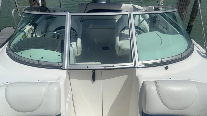 Slide: The Image of Hurricane SunDeck 2400 OB 2013 - 6030453