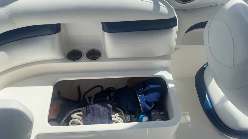 Slide: The Image of Hurricane SunDeck 2400 OB 2013 - 6030470