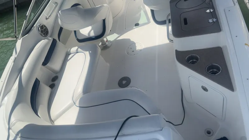 Slide: The Image of Hurricane SunDeck 2400 OB 2013 - 6030461