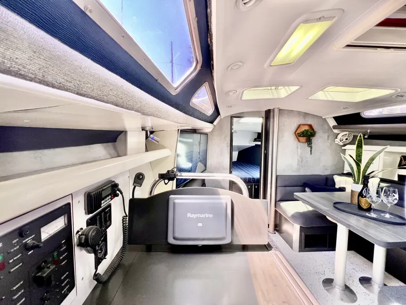 Slide: The Image of Hunter 38 2008 - 6043017