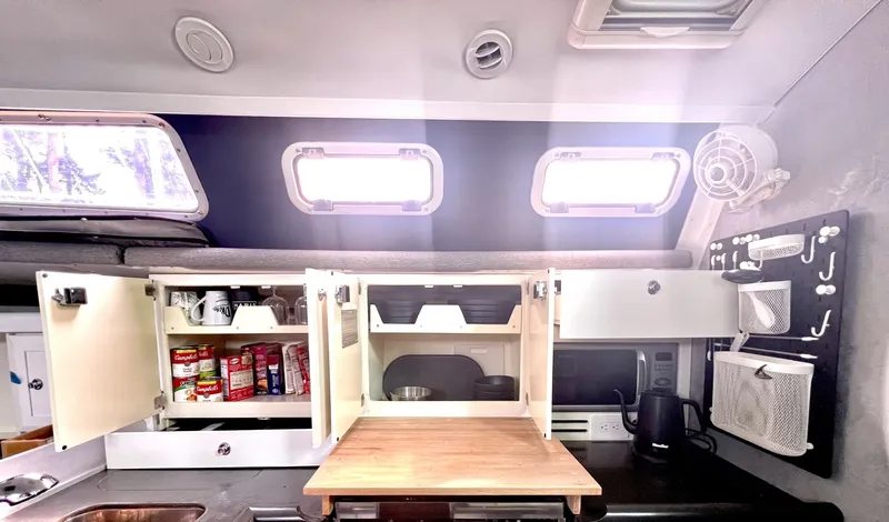 Slide: The Image of Hunter 38 2008 - 6043033