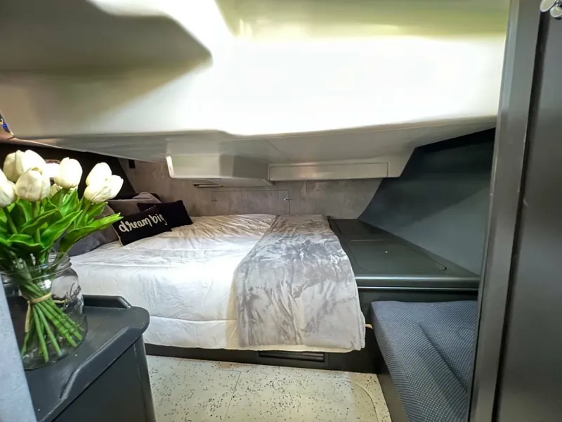 Slide: The Image of Hunter 38 2008 - 6030648