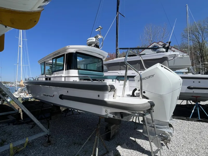 Slide: The Image of Axopar 28 CABIN 2023 - 6031435