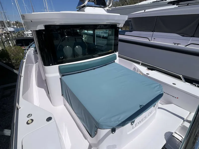 Slide: The Image of Axopar 28 CABIN 2023 - 6031479