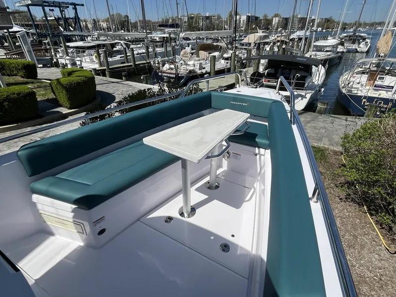 Slide: The Image of Axopar 28 CABIN 2023 - 6031464