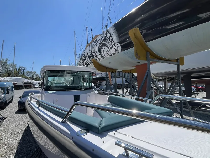 Slide: The Image of Axopar 28 CABIN 2023 - 6031429