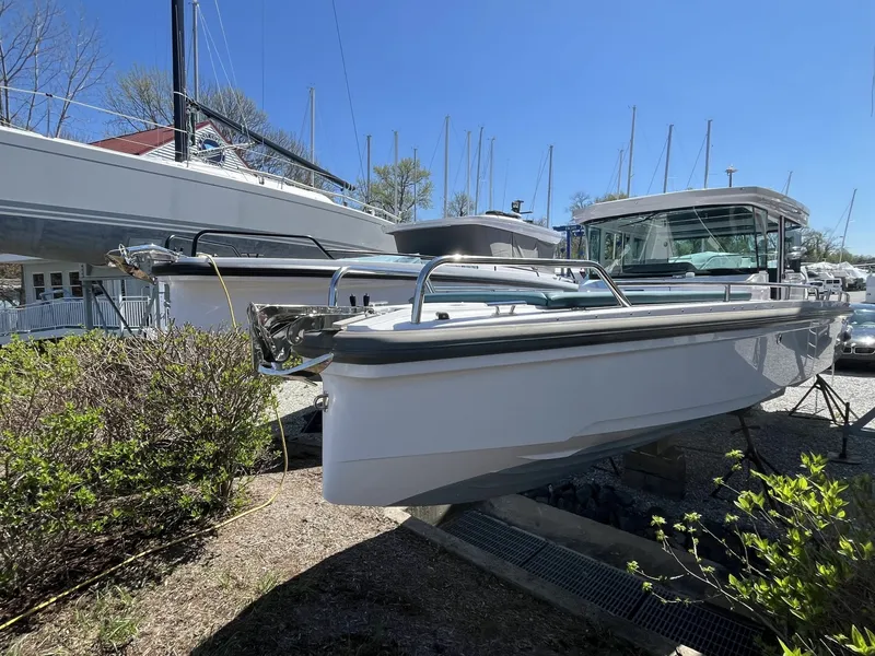 Slide: The Image of Axopar 28 CABIN 2023 - 6031432