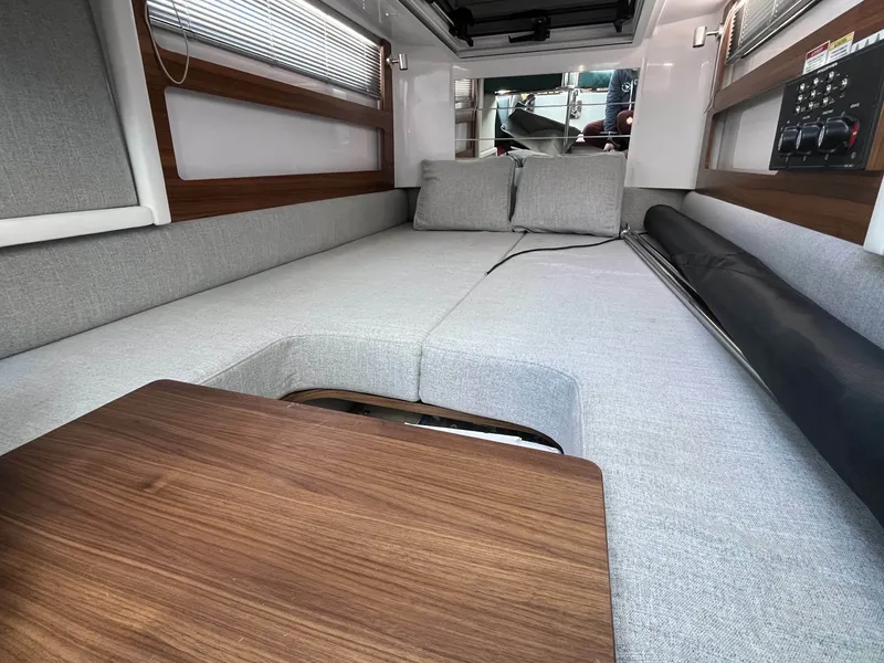 Slide: The Image of Axopar 28 CABIN 2023 - 6031459