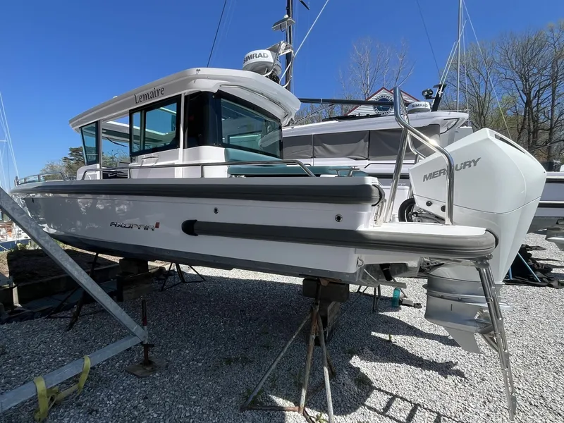 Slide: The Image of Axopar 28 CABIN 2023 - 6031425