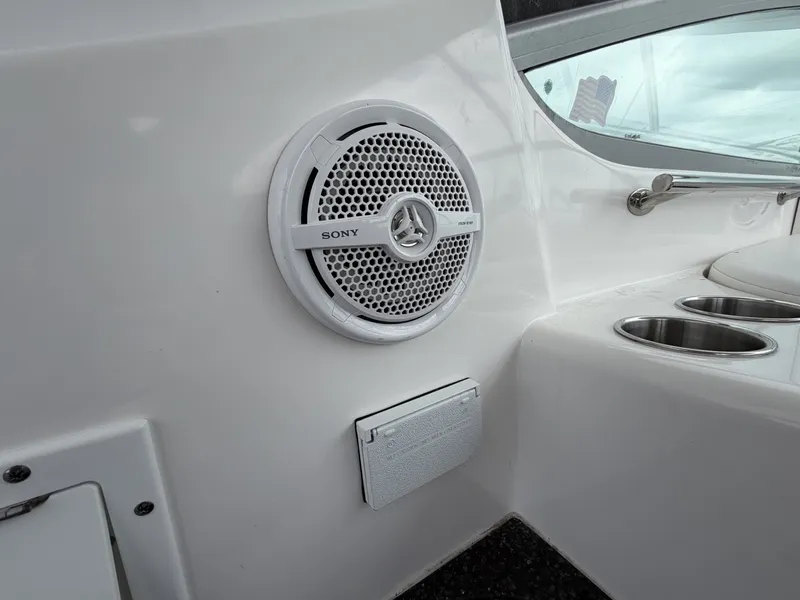 Slide: The Image of Rinker 360 Express Cruiser 2013 - 6043444