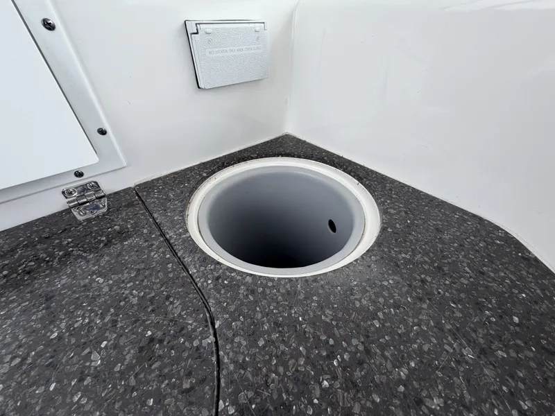 Slide: The Image of Rinker 360 Express Cruiser 2013 - 6043445
