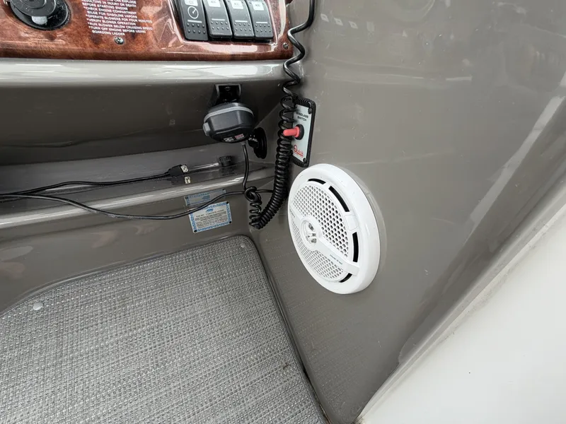 Slide: The Image of Rinker 360 Express Cruiser 2013 - 6043451