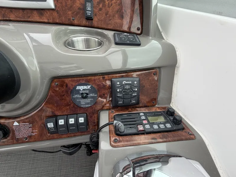 Slide: The Image of Rinker 360 Express Cruiser 2013 - 6043455