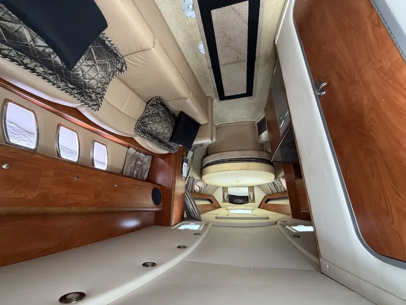 Slide: The Image of Rinker 360 Express Cruiser 2013 - 6043458