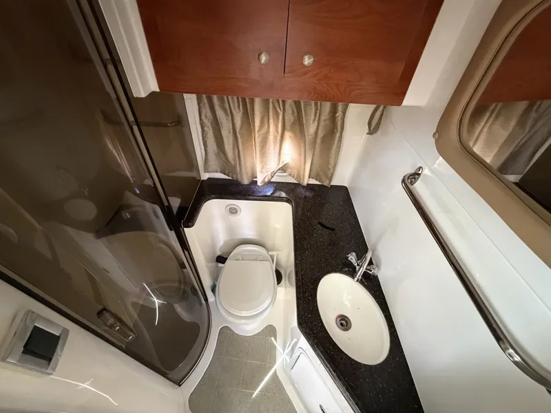 Slide: The Image of Rinker 360 Express Cruiser 2013 - 6113566