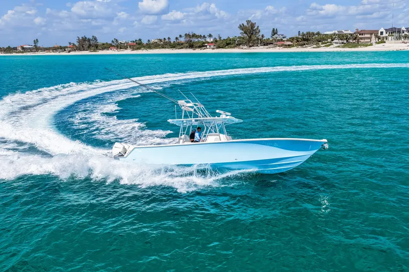 Slide: The Image of SeaVee 390B 2021 - 6031115