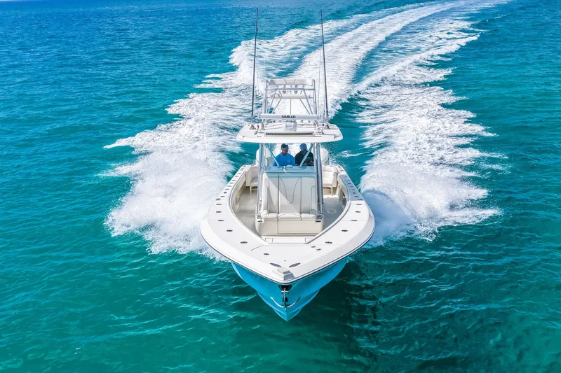 Slide: The Image of SeaVee 390B 2021 - 6031122