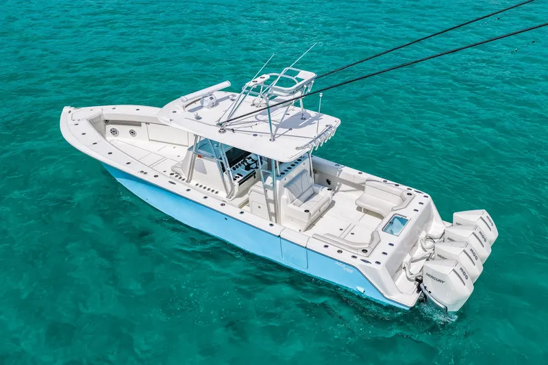 Slide: The Image of SeaVee 390B 2021 - 6030987