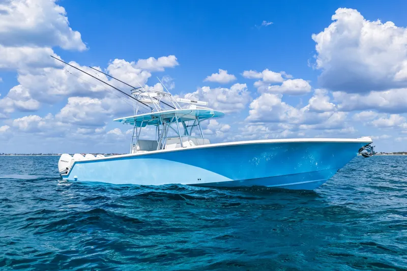 Slide: The Image of SeaVee 390B 2021 - 6030991