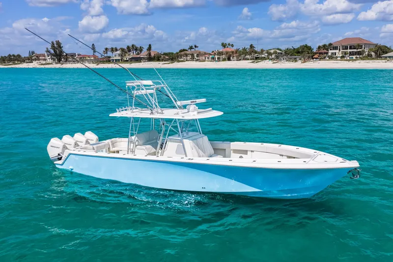 Slide: The Image of SeaVee 390B 2021 - 6030968