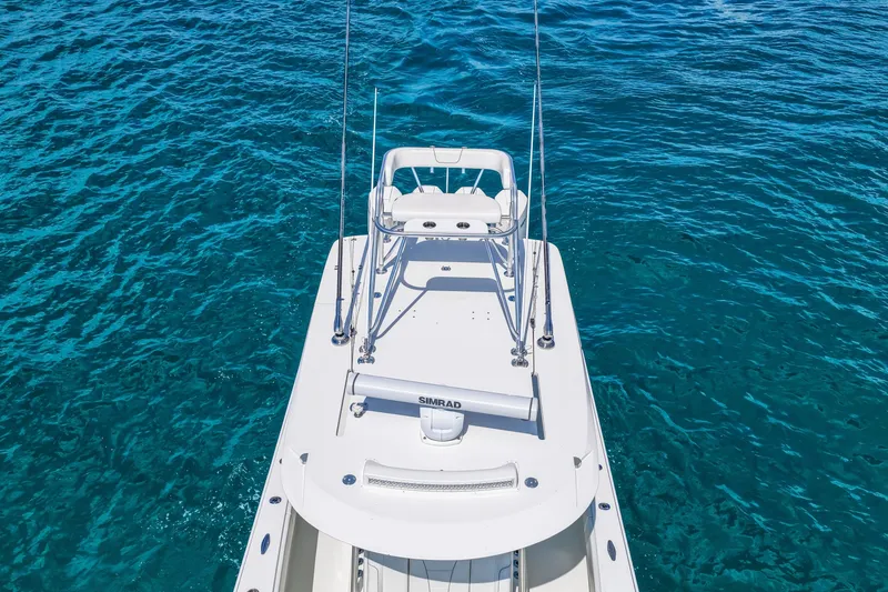 Slide: The Image of SeaVee 390B 2021 - 6031000