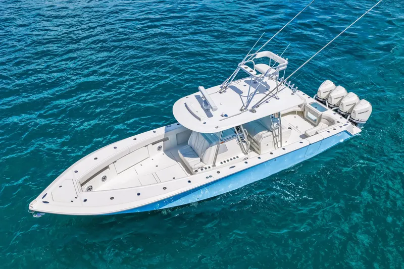 Slide: The Image of SeaVee 390B 2021 - 6031006