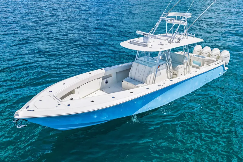 Slide: The Image of SeaVee 390B 2021 - 6031040