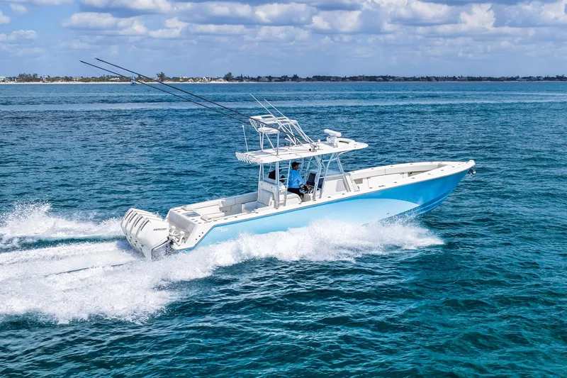 Slide: The Image of SeaVee 390B 2021 - 6031049