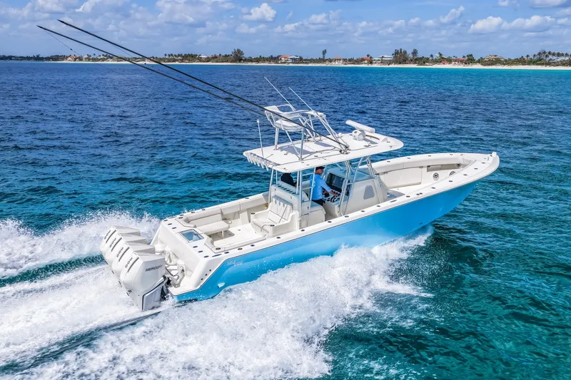 Slide: The Image of SeaVee 390B 2021 - 6031076