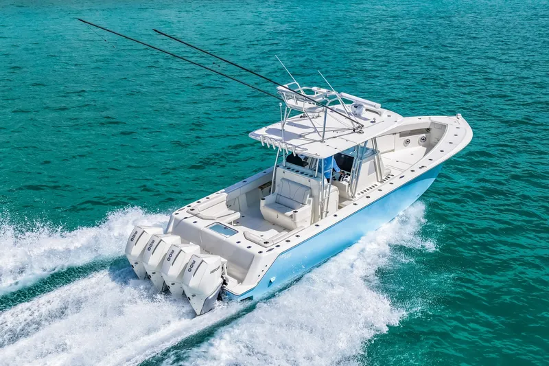 Slide: The Image of SeaVee 390B 2021 - 6031089