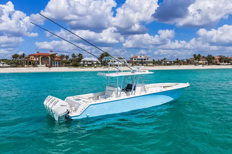 Slide: The Image of SeaVee 390B 2021 - 6030974