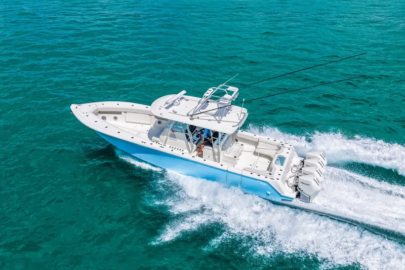 Slide: The Image of SeaVee 390B 2021 - 6031106