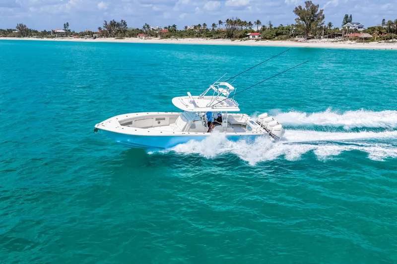 Slide: The Image of SeaVee 390B 2021 - 6031112