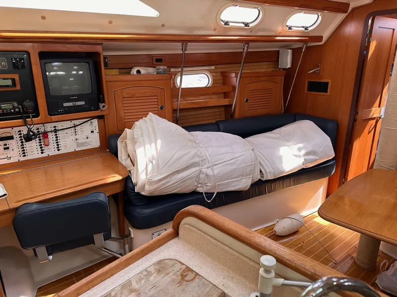 Slide: The Image of Catalina 400 mkII 2002 - 6031697