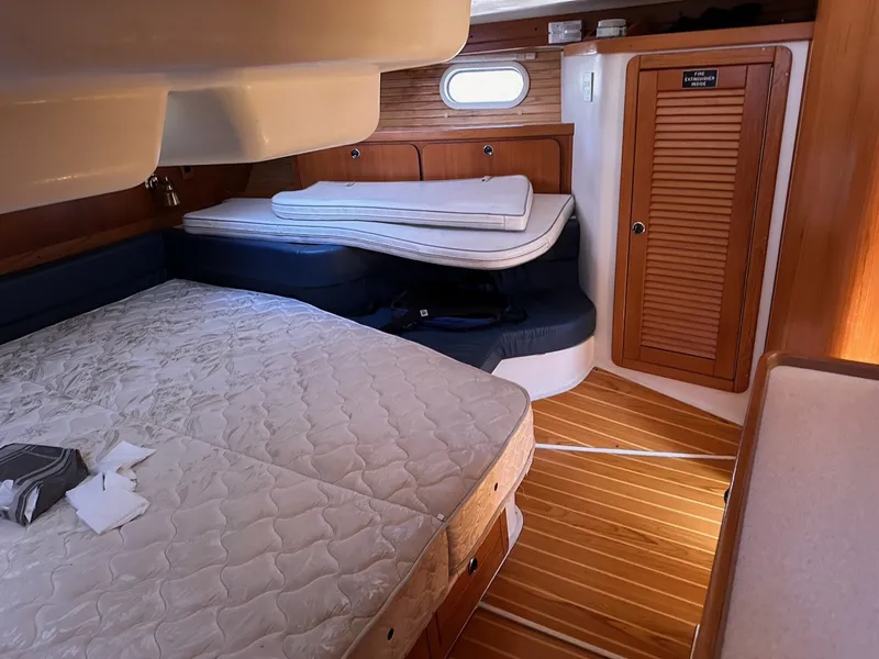 Slide: The Image of Catalina 400 mkII 2002 - 6031711