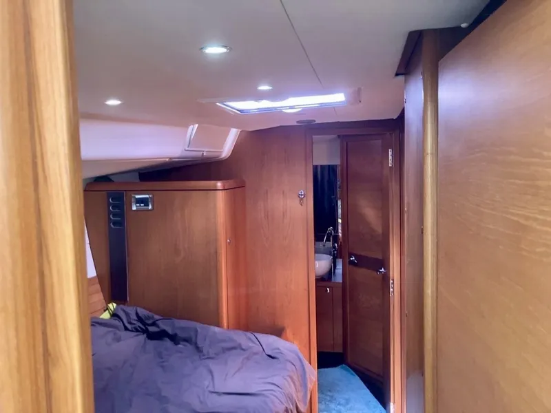 Slide: The Image of Wauquiez Pilot Saloon 55 2011 - 6031023