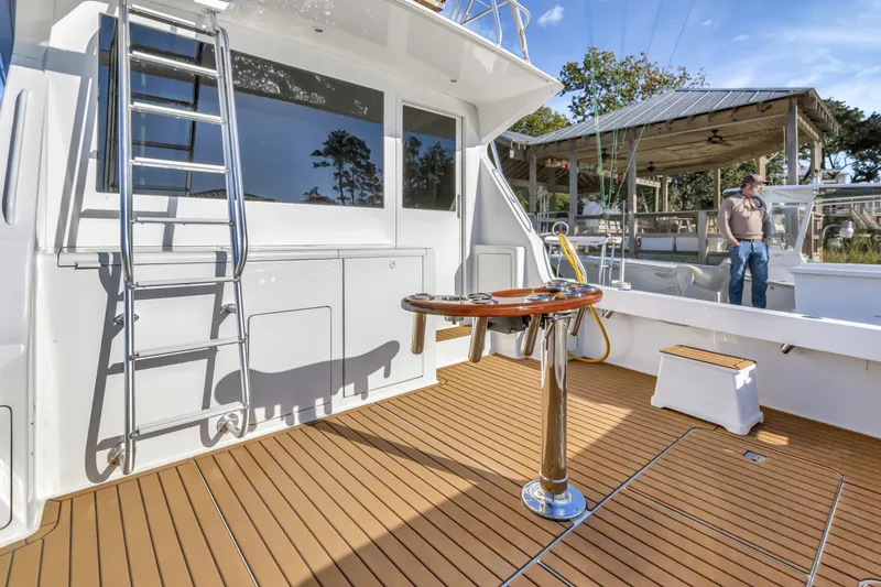 Slide: The Image of Viking 5- Lady S - Exterior Cockpit 2001 Viking 50 Convertible Lady S - 6031203