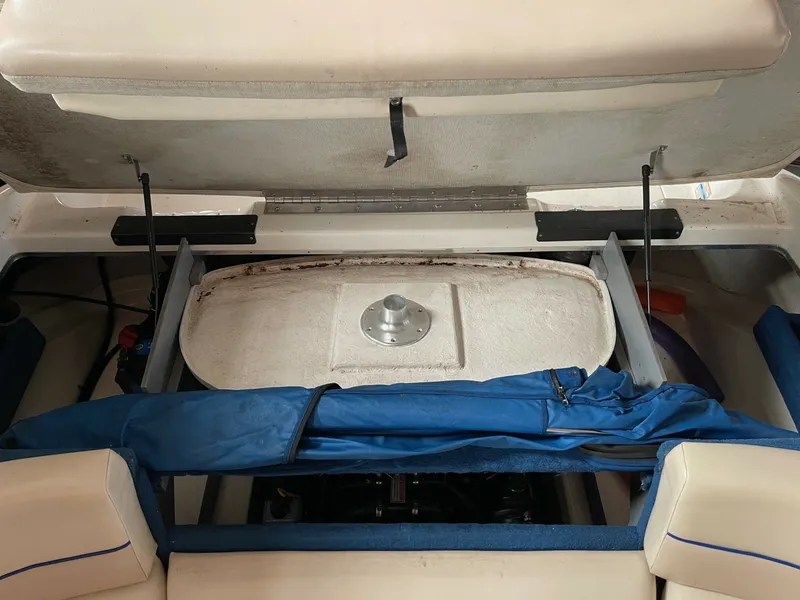 Slide: The Image of Sea Ray 23 1997 - 6031356