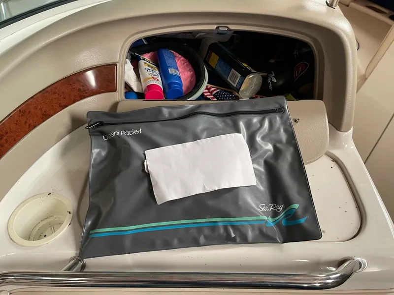 Slide: The Image of Sea Ray 23 1997 - 6031364