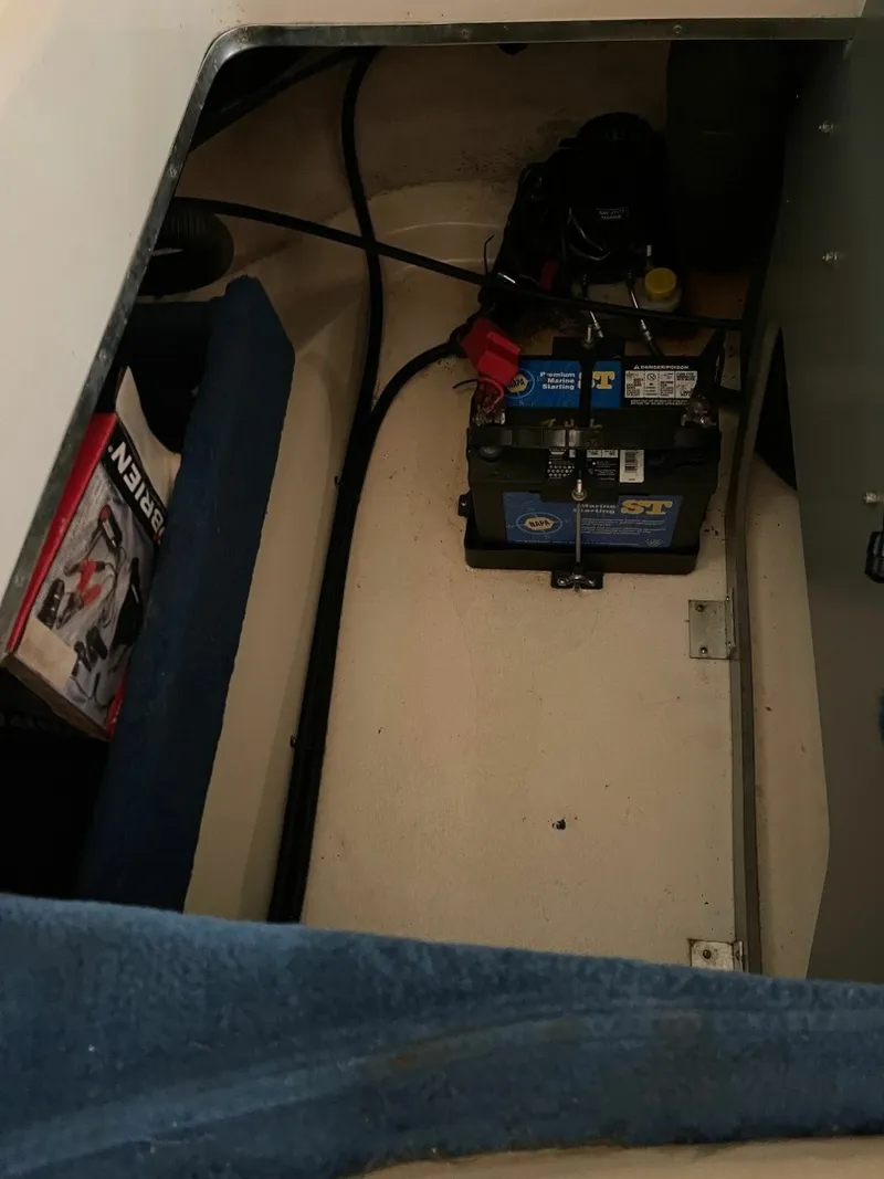 Slide: The Image of Sea Ray 23 1997 - 6031357