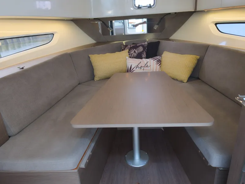 Slide: The Image of Beneteau Gran Turismo 32 2023 - 6492899