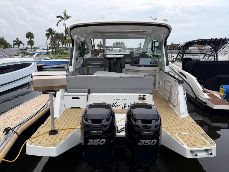 Slide: The Image of Beneteau Gran Turismo 32 2023 - 6492910