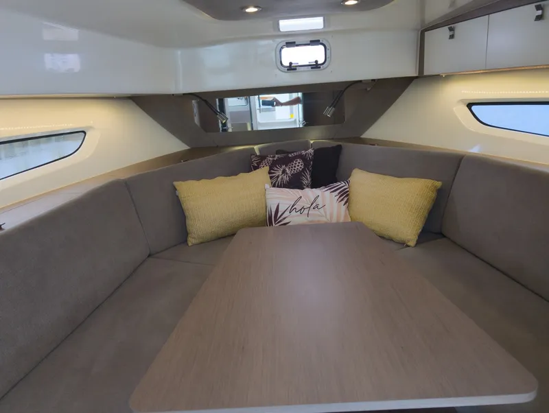 Slide: The Image of Beneteau Gran Turismo 32 2023 - 6492898