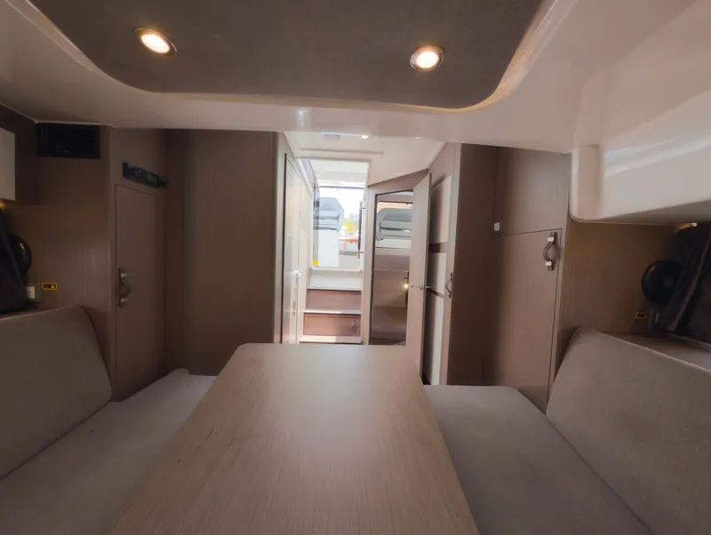 Slide: The Image of Beneteau Gran Turismo 32 2023 - 6492904