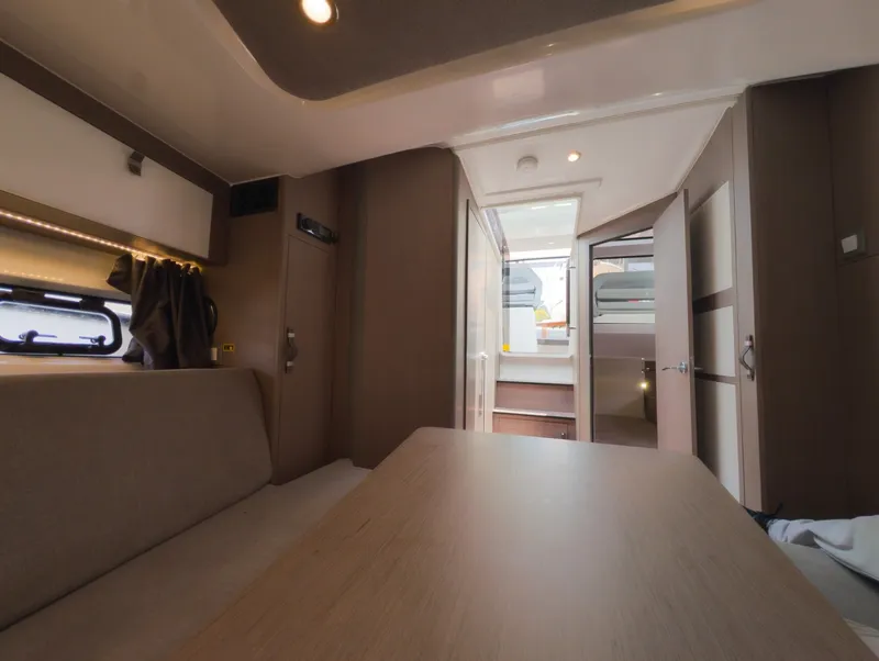 Slide: The Image of Beneteau Gran Turismo 32 2023 - 6492903
