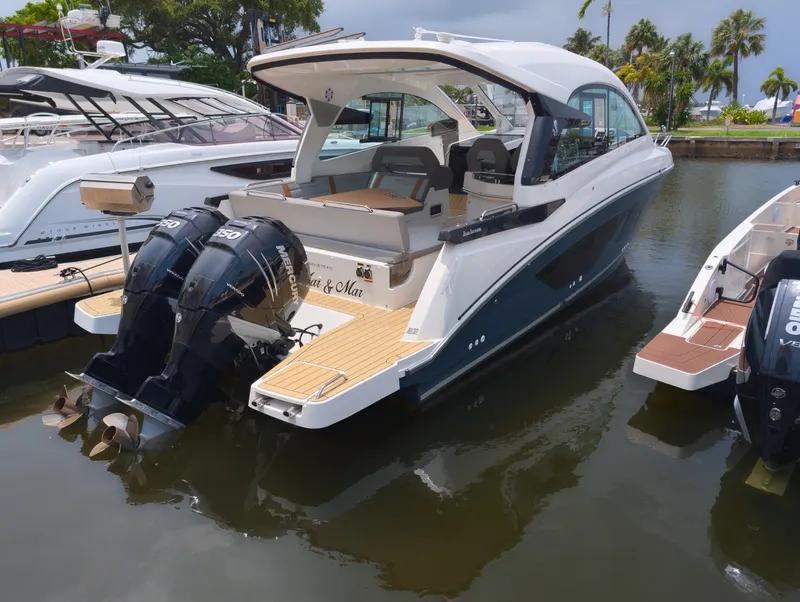 The Image of Beneteau Gran Turismo 32 2023 - 6492882