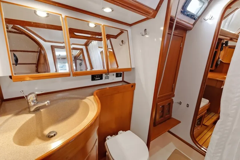 Slide: The Image of Hylas 46 2009 - 6031961