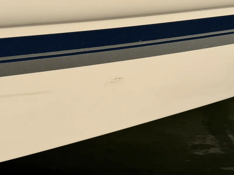 Slide: The Image of Rinker 350 Express Cruiser 2007 - 6032176